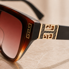 Aurelia Shades