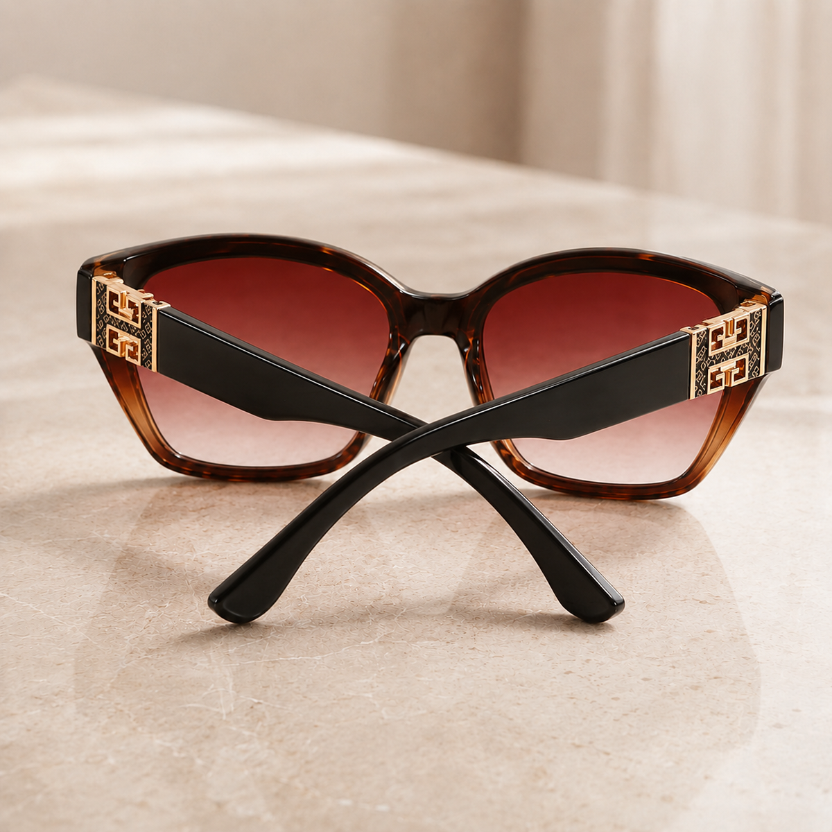 Aurelia Shades