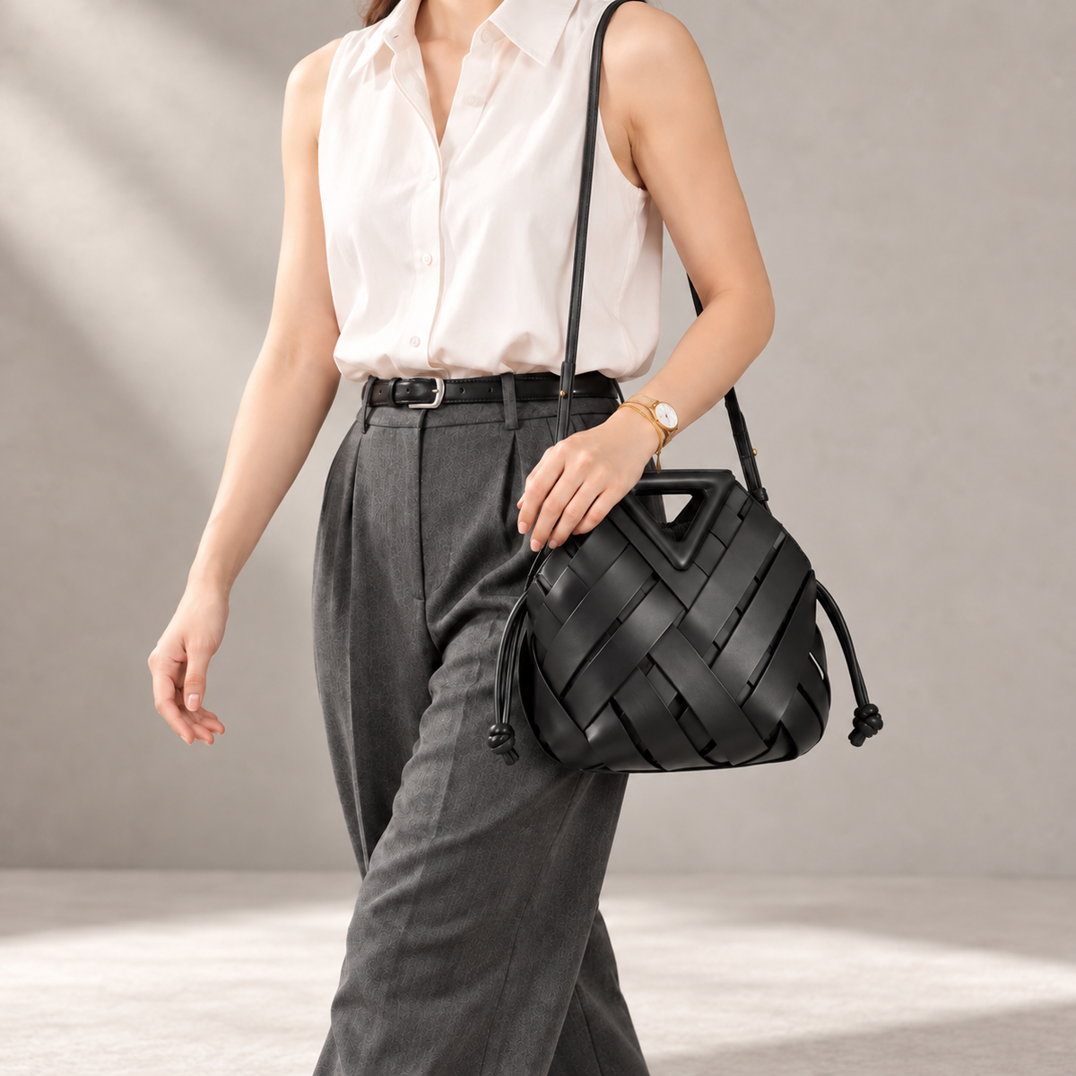 Rosette Woven Bag