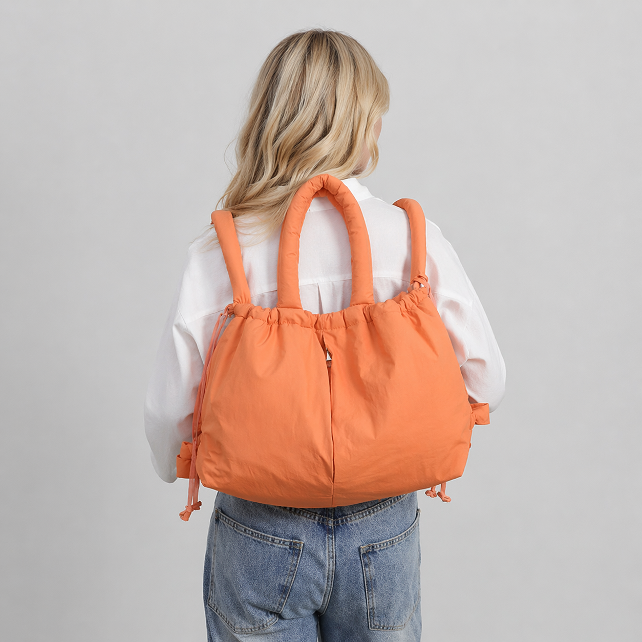 The Vale Tote