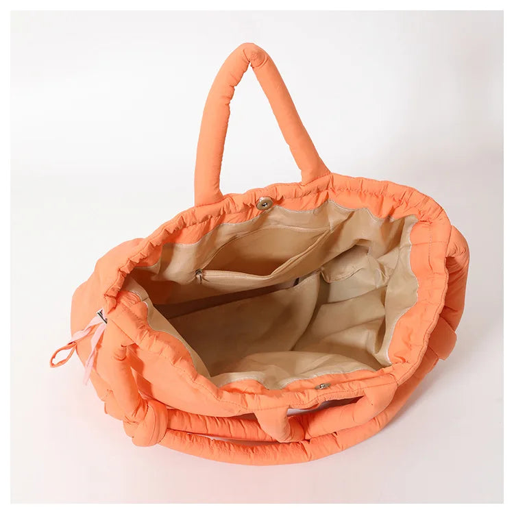 The Vale Tote